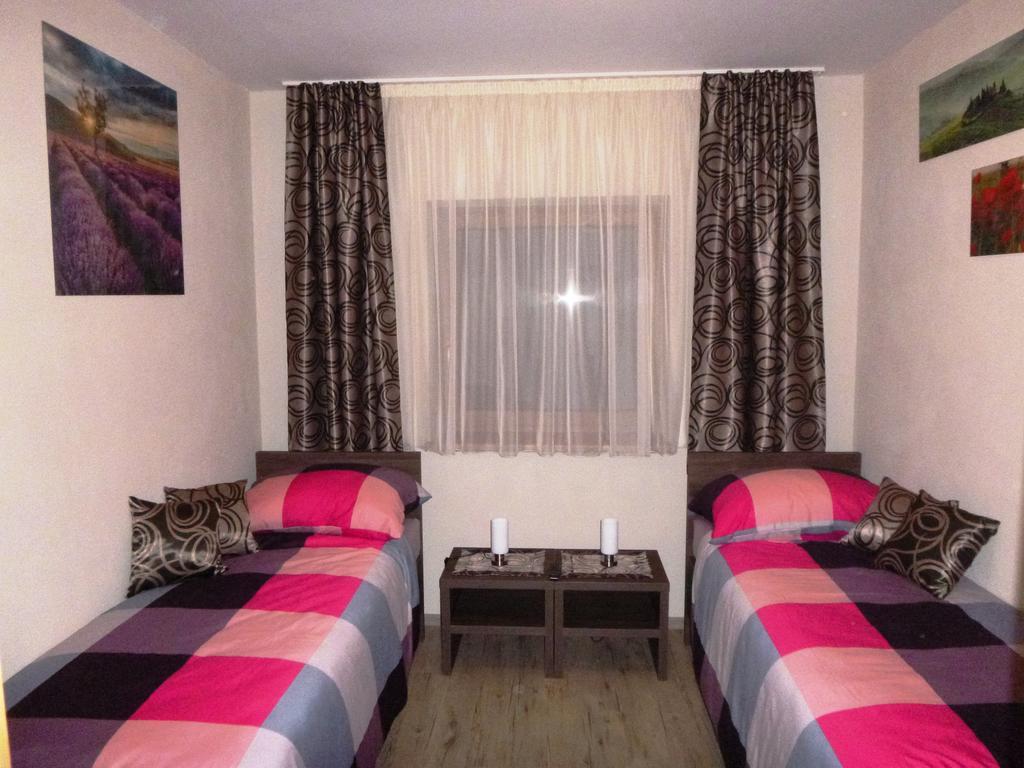 Pikolo - Izby Na Prenajom Hotel Nové Mesto nad Váhom Bagian luar foto