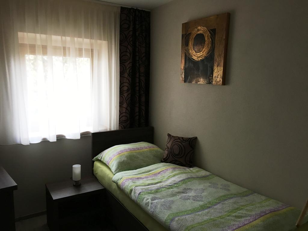 Pikolo - Izby Na Prenajom Hotel Nové Mesto nad Váhom Bagian luar foto